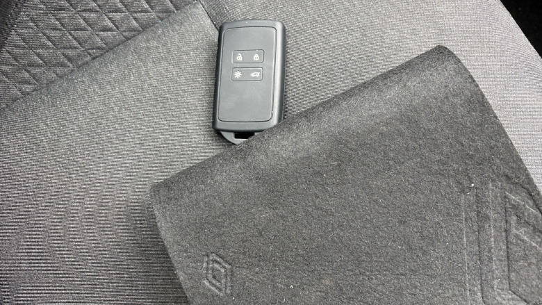 Renault Clio 1.0 TCe 90 Evolution 5dr Petrol Hatchback